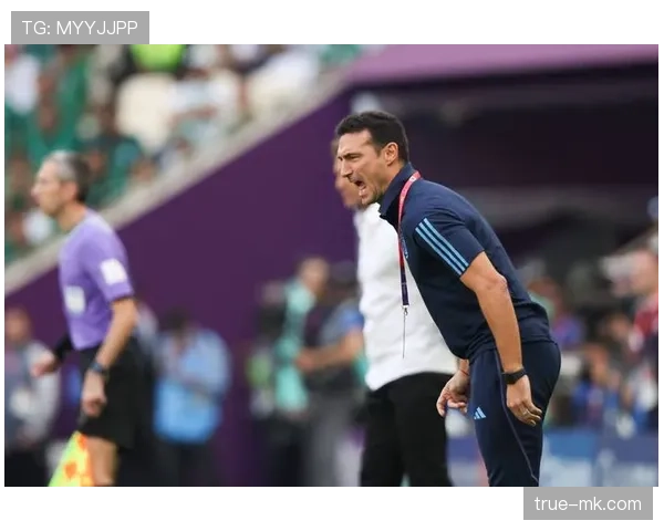 斯卡洛尼优化中场配置，阿根廷队表现稳健强势重返巅峰